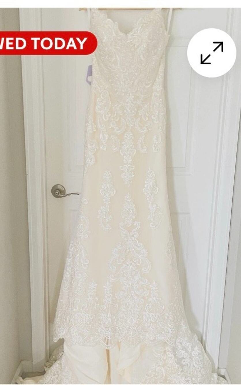 New! Stella Wedding Dress 10 Crêpe, Long Sleeve With Lace V-Neck Mermaid